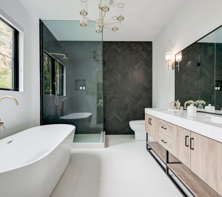 Step Into Luxury With This Exquisite Contemporary Primary Bedroom Bathroom
