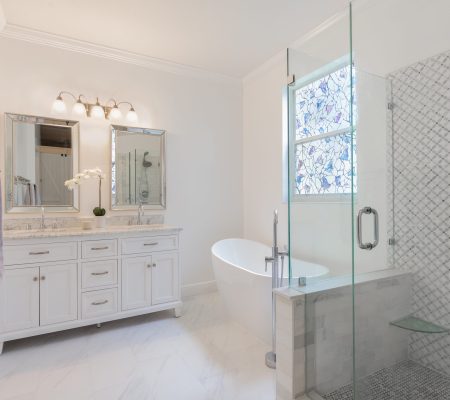Photoshoot Footage Located In Florida,Usa Clean,Modern Bathroom With